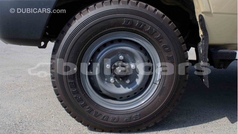 Big with watermark toyota land cruiser central import dubai 6310