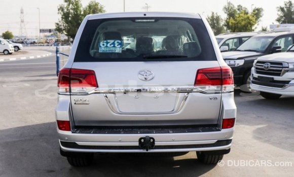 Buy Import Toyota Land Cruiser Grey Car in Import - Dubai in Central Buy Import Toyota Land Cruiser Grey Car in Import - Dubai in Central