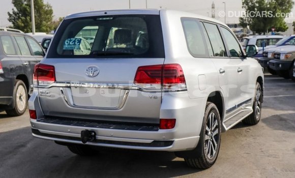 Buy Import Toyota Land Cruiser Grey Car in Import - Dubai in Central Buy Import Toyota Land Cruiser Grey Car in Import - Dubai in Central