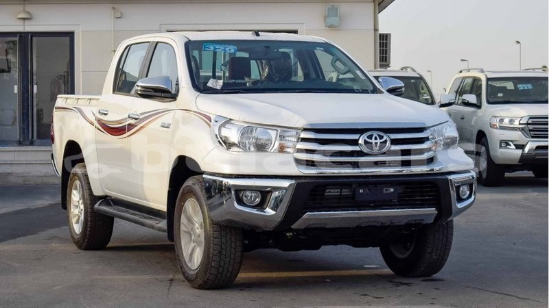 Big with watermark toyota hilux central import dubai 6313