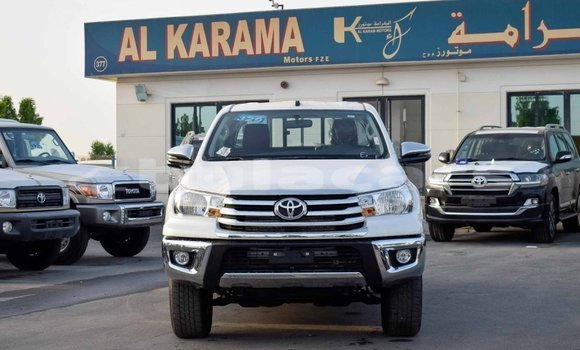 Buy Import Toyota Hilux White Car in Import - Dubai in Central Buy Import Toyota Hilux White Car in Import - Dubai in Central