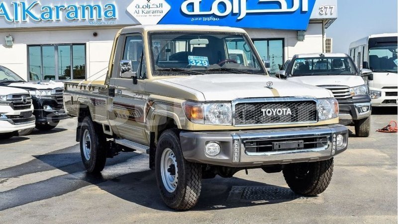 Big with watermark toyota land cruiser central import dubai 6317