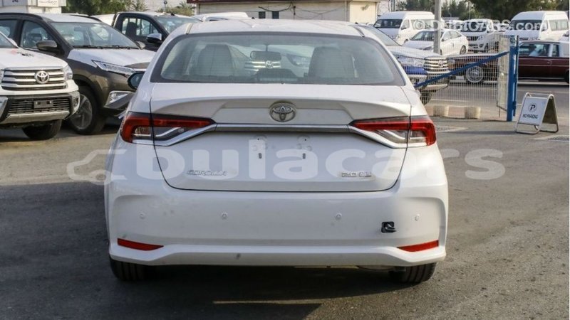 Big with watermark toyota corolla central import dubai 6319