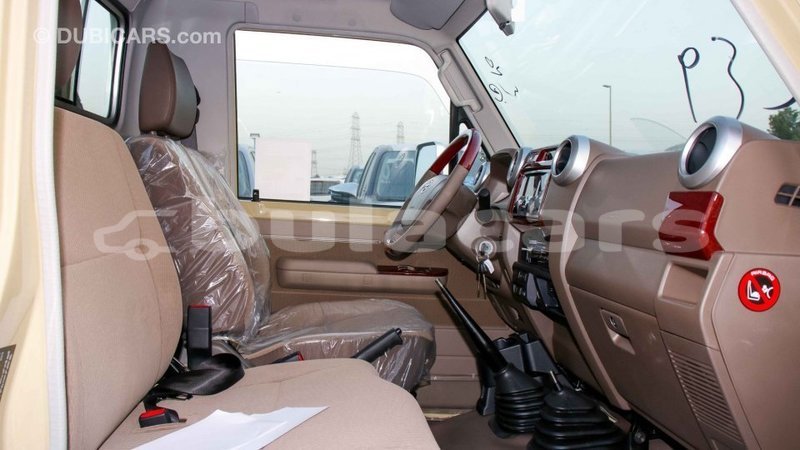 Big with watermark toyota land cruiser central import dubai 6323