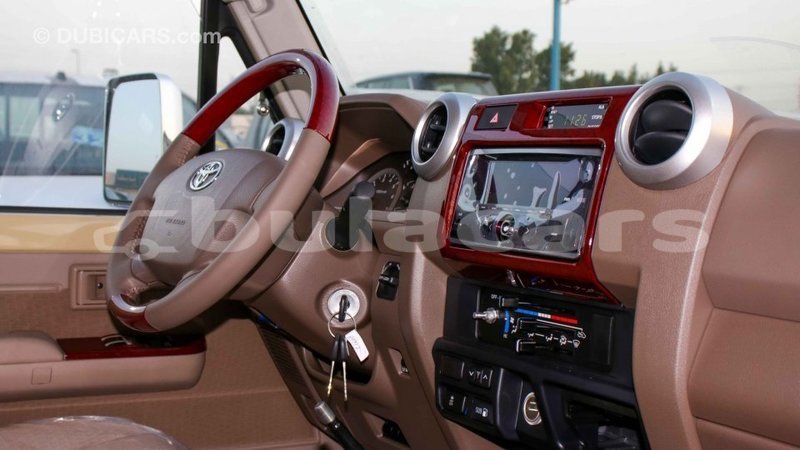 Big with watermark toyota land cruiser central import dubai 6323