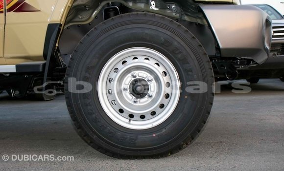 Buy Import Toyota Land Cruiser Beige Car in Import - Dubai in Central Buy Import Toyota Land Cruiser Beige Car in Import - Dubai in Central