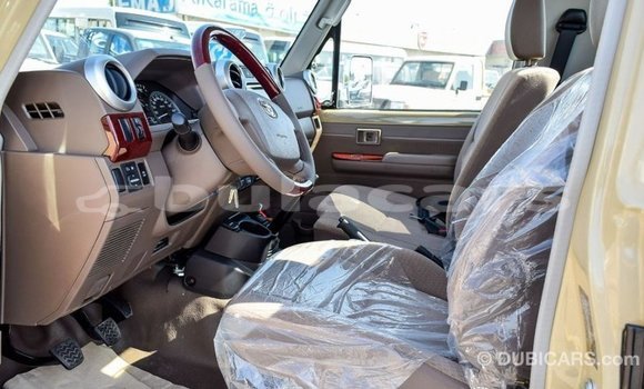 Buy Import Toyota Land Cruiser Beige Car in Import - Dubai in Central Buy Import Toyota Land Cruiser Beige Car in Import - Dubai in Central