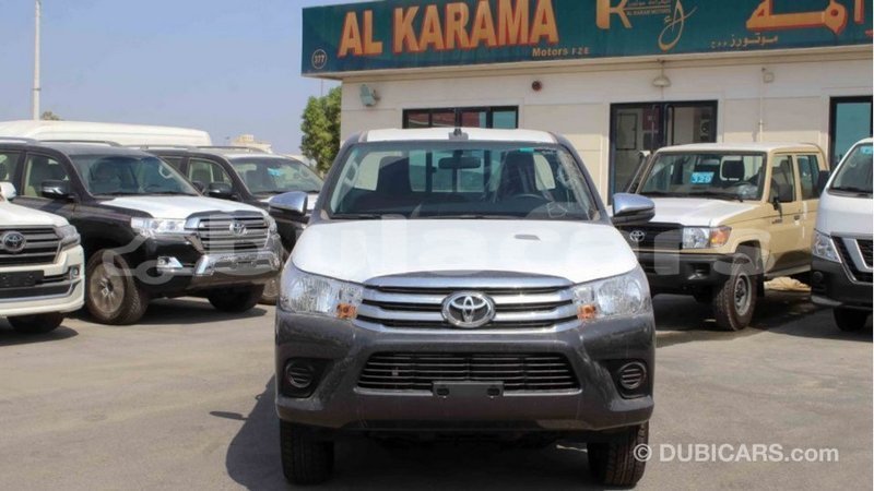 Big with watermark toyota hilux central import dubai 6327