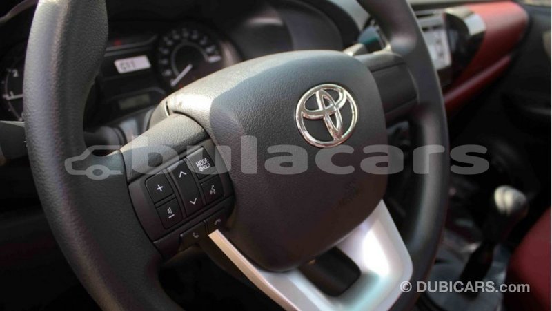 Big with watermark toyota hilux central import dubai 6327
