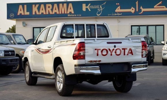 Buy Import Toyota Hilux White Car in Import - Dubai in Central Buy Import Toyota Hilux White Car in Import - Dubai in Central
