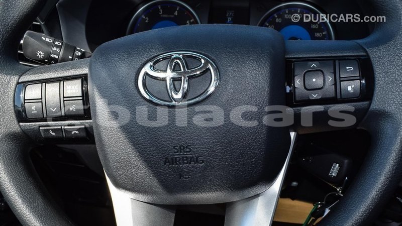 Big with watermark toyota hilux central import dubai 6336