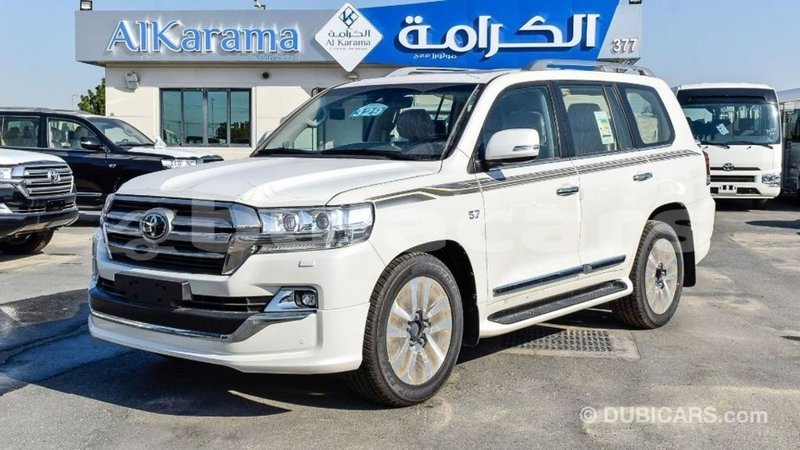 Big with watermark toyota land cruiser central import dubai 6338
