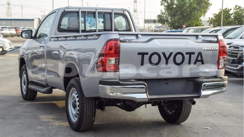 Big with watermark toyota hilux central import dubai 6341