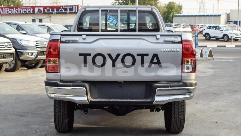 Big with watermark toyota hilux central import dubai 6341