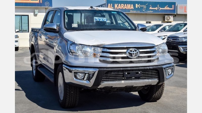 Big with watermark toyota hilux central import dubai 6342