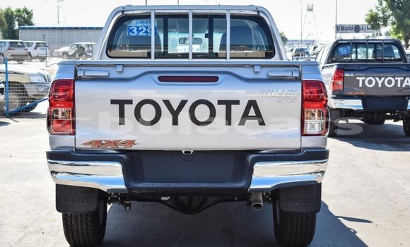 Buy Import Toyota Hilux Grey Car in Import - Dubai in Central Buy Import Toyota Hilux Grey Car in Import - Dubai in Central