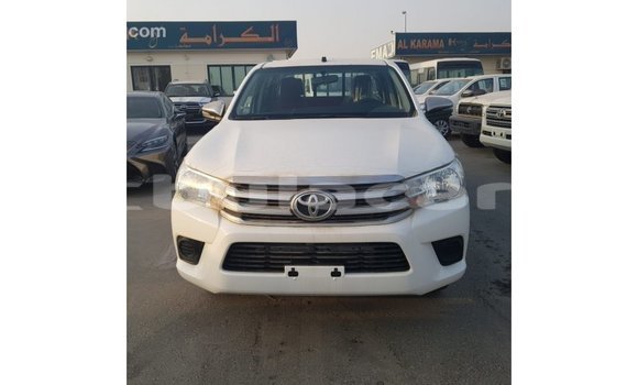 Buy Import Toyota Hilux White Car in Import - Dubai in Central Buy Import Toyota Hilux White Car in Import - Dubai in Central