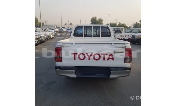 Buy Import Toyota Hilux White Car in Import - Dubai in Central Buy Import Toyota Hilux White Car in Import - Dubai in Central