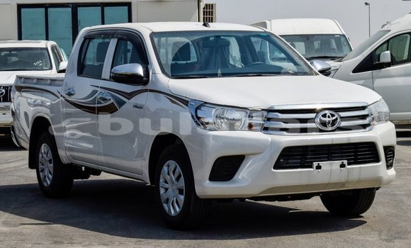 Buy Import Toyota Hilux White Car in Import - Dubai in Central Buy Import Toyota Hilux White Car in Import - Dubai in Central