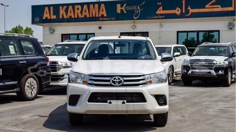 Big with watermark toyota hilux central import dubai 6346