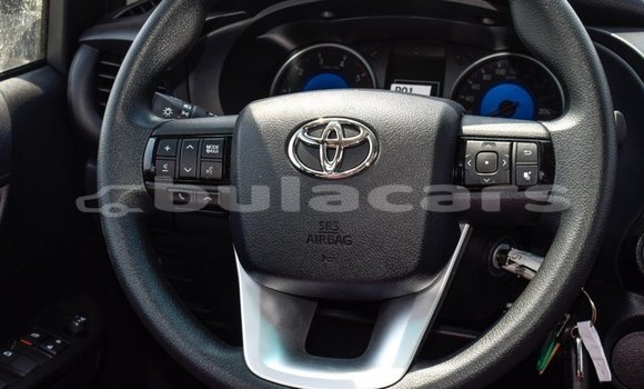 Buy Import Toyota Hilux White Car in Import - Dubai in Central Buy Import Toyota Hilux White Car in Import - Dubai in Central