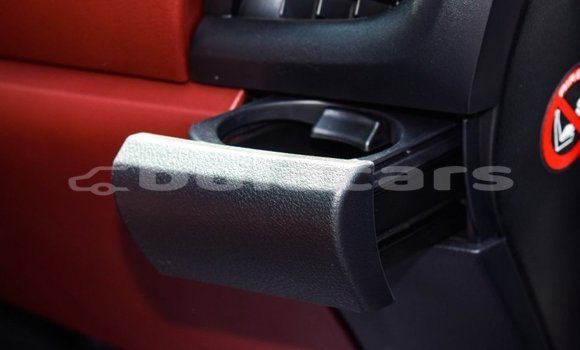 Buy Import Toyota Hilux White Car in Import - Dubai in Central Buy Import Toyota Hilux White Car in Import - Dubai in Central