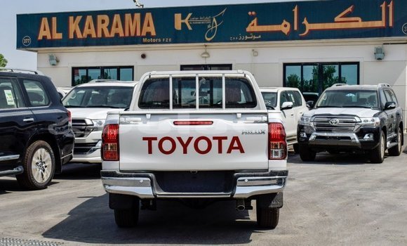 Buy Import Toyota Hilux White Car in Import - Dubai in Central Buy Import Toyota Hilux White Car in Import - Dubai in Central