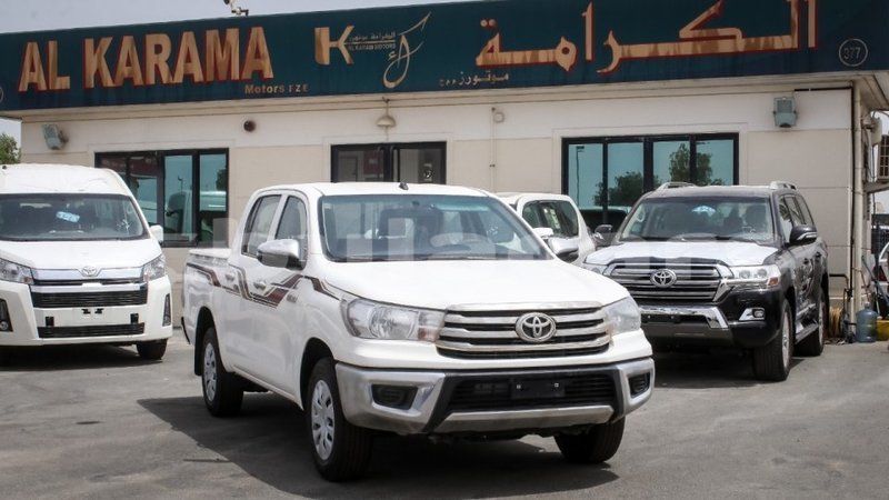 Big with watermark toyota hilux central import dubai 6352