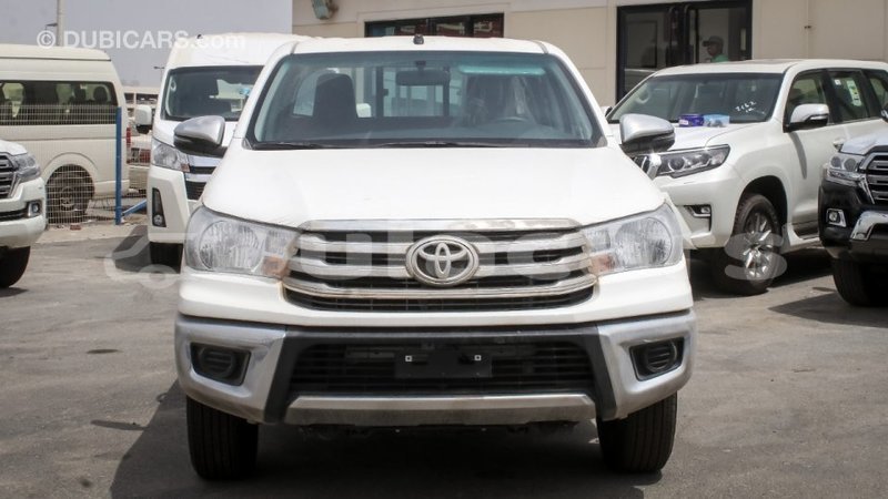 Big with watermark toyota hilux central import dubai 6352