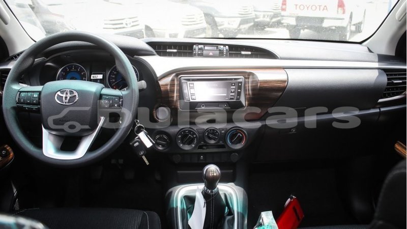 Big with watermark toyota hilux central import dubai 6353