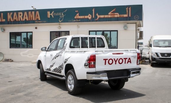 Buy Import Toyota Hilux White Car in Import - Dubai in Central Buy Import Toyota Hilux White Car in Import - Dubai in Central