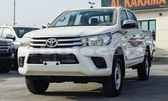 Buy Import Toyota Hilux White Car in Import - Dubai in Central Buy Import Toyota Hilux White Car in Import - Dubai in Central