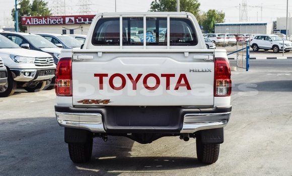 Buy Import Toyota Hilux White Car in Import - Dubai in Central Buy Import Toyota Hilux White Car in Import - Dubai in Central