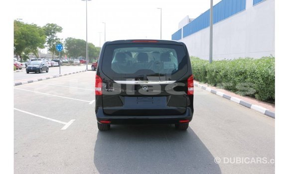 Acheter Import Voiture Mercedes-Benz 250 Noir à Import - Dubai, Central Acheter Import Voiture Mercedes-Benz 250 Noir à Import - Dubai, Central