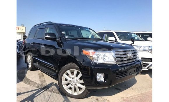 Acheter Import Voiture Toyota Land Cruiser Noir à Import - Dubai, Central Acheter Import Voiture Toyota Land Cruiser Noir à Import - Dubai, Central