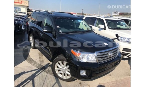 Acheter Import Voiture Toyota Land Cruiser Noir à Import - Dubai, Central Acheter Import Voiture Toyota Land Cruiser Noir à Import - Dubai, Central