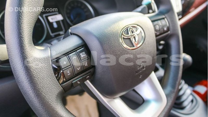 Big with watermark toyota hilux central import dubai 6370