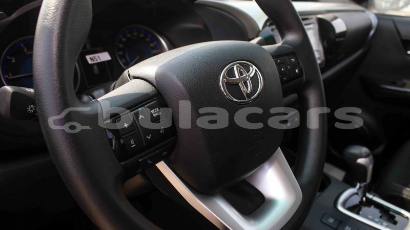 Big with watermark toyota hilux central import dubai 6372