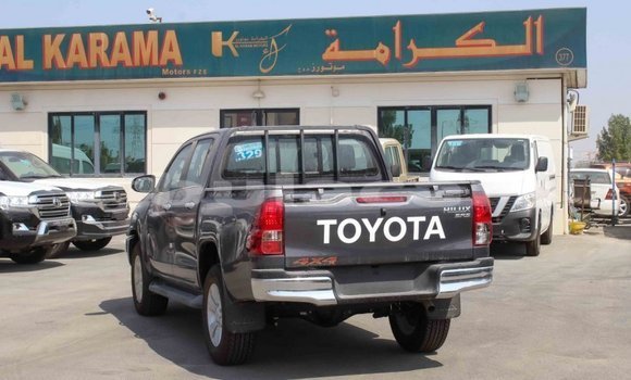 Buy Import Toyota Hilux Grey Car in Import - Dubai in Central Buy Import Toyota Hilux Grey Car in Import - Dubai in Central