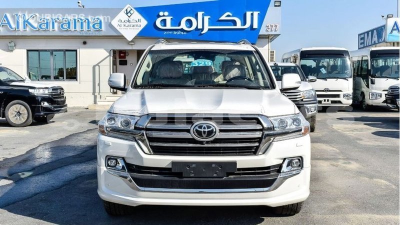 Big with watermark toyota land cruiser central import dubai 6373