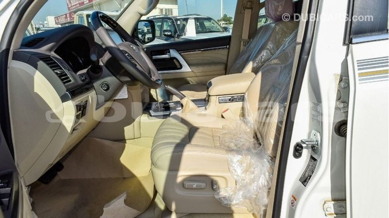 Big with watermark toyota land cruiser central import dubai 6373