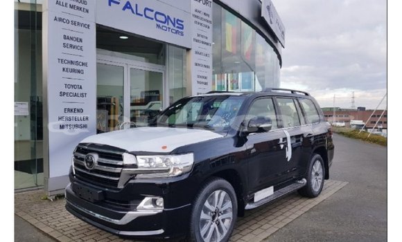 Buy Import Toyota Land Cruiser Black Car in Import - Dubai in Central Buy Import Toyota Land Cruiser Black Car in Import - Dubai in Central