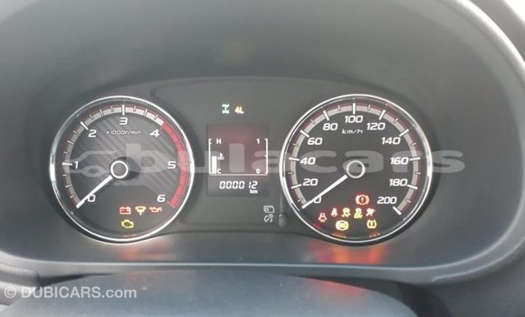 Acheter Import Voiture Mitsubishi L200 Blanc à Import - Dubai, Central Acheter Import Voiture Mitsubishi L200 Blanc à Import - Dubai, Central