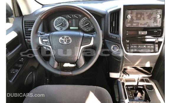 Buy Import Toyota Land Cruiser Black Car in Import - Dubai in Central Buy Import Toyota Land Cruiser Black Car in Import - Dubai in Central