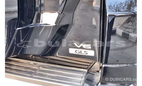 Acheter Import Voiture Mitsubishi Pajero Noir à Import - Dubai, Central Acheter Import Voiture Mitsubishi Pajero Noir à Import - Dubai, Central