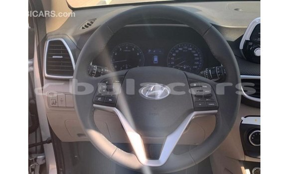 Acheter Import Voiture Hyundai Tucson Gris à Import - Dubai, Central Acheter Import Voiture Hyundai Tucson Gris à Import - Dubai, Central
