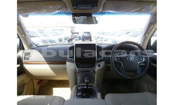 Buy Import Toyota Land Cruiser Black Car in Import - Dubai in Central Buy Import Toyota Land Cruiser Black Car in Import - Dubai in Central