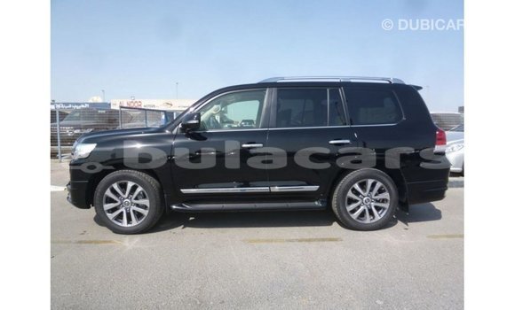 Buy Import Toyota Land Cruiser Black Car in Import - Dubai in Central Buy Import Toyota Land Cruiser Black Car in Import - Dubai in Central