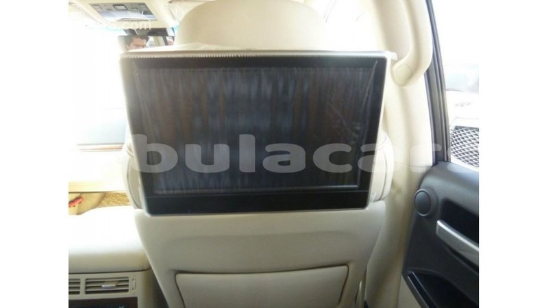 Big with watermark toyota land cruiser central import dubai 6420