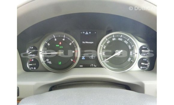 Buy Import Toyota Land Cruiser White Car in Import - Dubai in Central Buy Import Toyota Land Cruiser White Car in Import - Dubai in Central